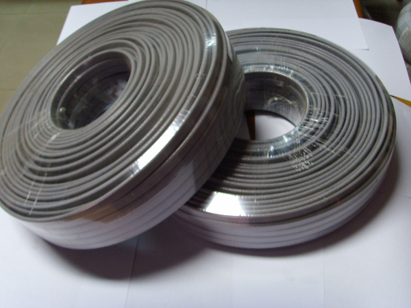  自限温加强型电热热带